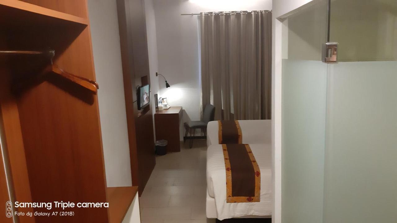 Xtra Hotel Bengkulu Exterior foto